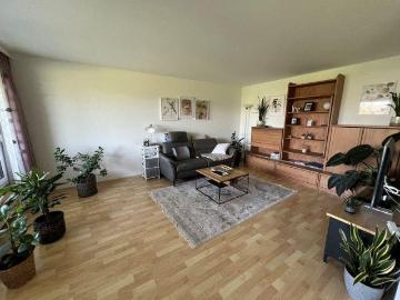 Attraktive Wohnung mit schöner Aussicht ins Grüne!