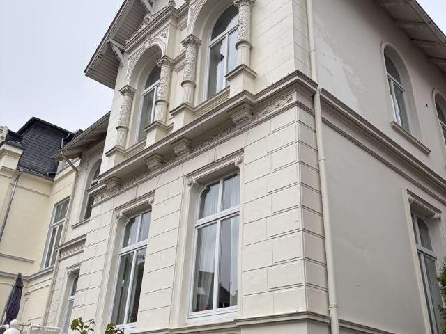 attraktive, zentral gelegene Wohnung zwischen Schlosspark und Staatstheater von Privat