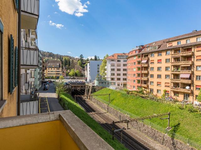 Attraktive, zentrale 2 Zimmer Wohnung im Ulmenquartier