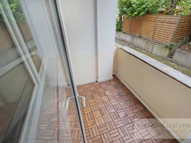 Attraktive 2,5 Zimmerwohnung mit Einbauküche und Loggia in Toplage von Essen Holsterhausen