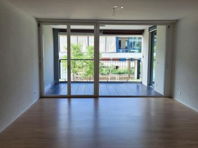 Attraktive 2.5 Zimmer Wohnung im Zentrum von Pfäffikon ZH