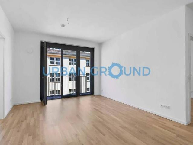 Attraktive 2.5 Zimmer Wohnung mit Balkon im Embassy
