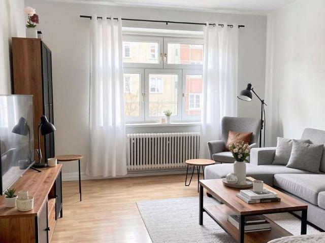 Attraktive 2,5 Zimmer Wohnung mit Balkon und Blick in den grünen Innenhof