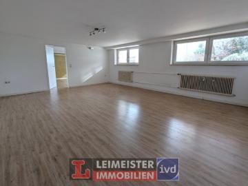 3,5 Zimmer Wohnung Wohnen mit Sonne & Naturgefühl großer Südbalkon mit Blick in die Natur!