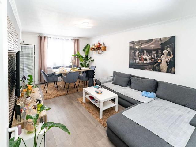 Attraktive 2 Zimmer Eigentumswohnung mit Balkon, Stellplatz und in Heusenstamm