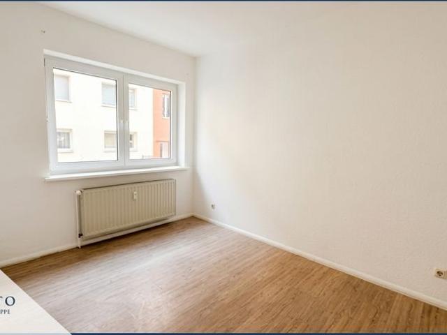 Attraktive 2 Zimmer Wohnung im Hochparterre mit optionaler Einbauküche – Sofort verfügbar!