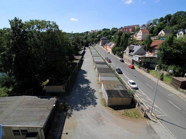 Attraktive 2 Zimmer Dachgeschoss Wohnung in Elsterberg mit Einbauküche