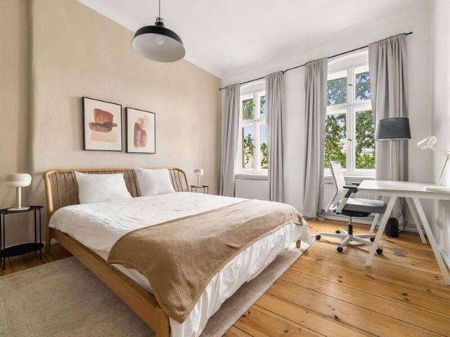 Attraktive 2 Zimmer Wohnung in Friedrichshain voll möbliert