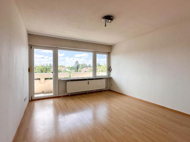 Attraktive 2 Zimmer Wohnung mit Balkon und Tiefgaragenstellplatz!