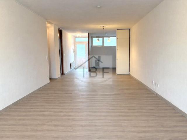 Attraktive 2 Zimmer Wohnung mit Balkon, Aufzug und Stellplatz in Neunkirchen