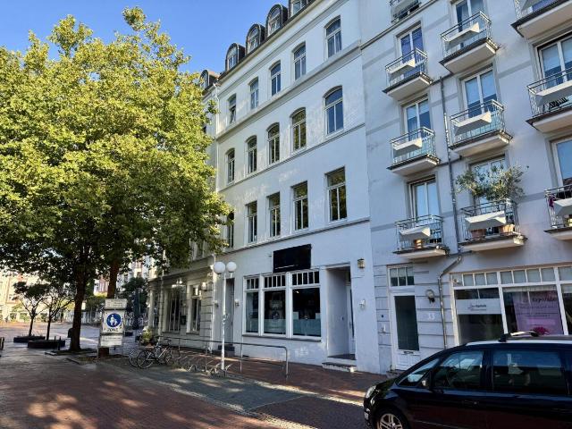 Attraktive 2 Zimmer Wohnung mit Balkon in zentraler Innenstadtlage von Wilhelmshaven