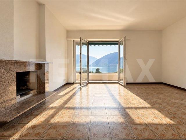 Attraktive 2½ Zimmer Wohnung mit herrlichem Seeblick