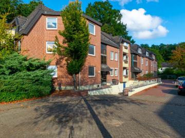 Attraktive 2 Zimmer Wohnung mit Loggia und Tiefgaragenstellplatz in begehrter Lage von Eversten