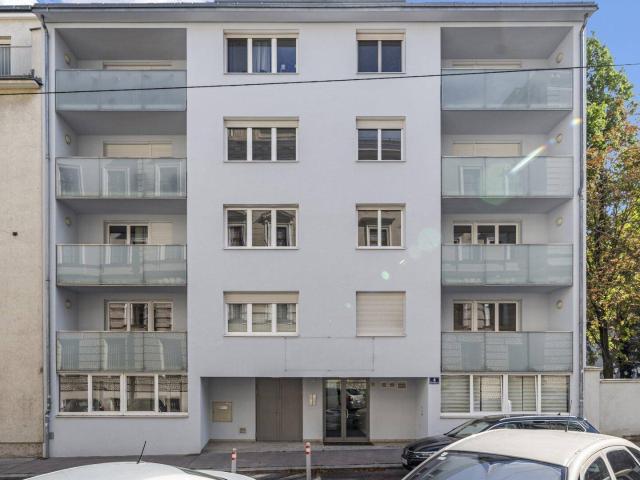 Attraktive 2 Zimmer Wohnung mit Loggia im 16.Bezirk zu verkaufen!