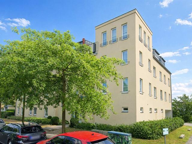 Attraktive 2 Zimmer Wohnung mit Loggia in ruhiger Lage von Potsdam Kirchsteigfeld