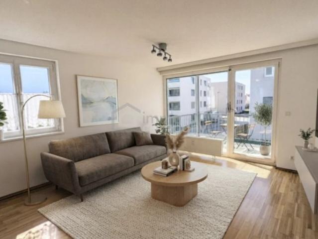 Attraktive 2 Zimmer Wohnung mit Südwest Balkon inkl. TG Stellplatz