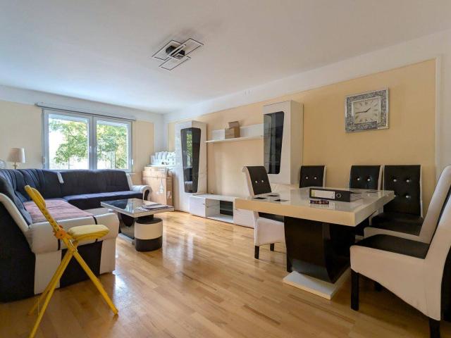 Attraktive 2 Zimmer Wohnung mit separater Küche
