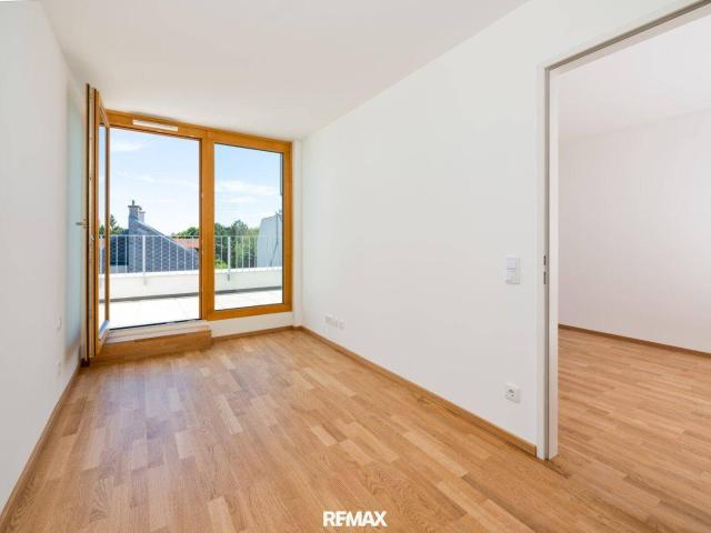 Erstbezug Attraktive 2 Zimmer Wohnung mit Terrasse auf Wohnebene ! Provisionsfrei