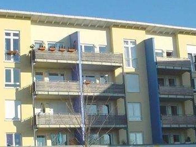 Attraktive 2 Zimmer Wohnung mit Tiefgaragenstellplatz in Nürnberg Großreuth b. Schweinau