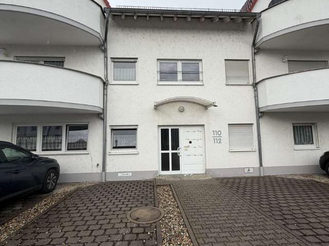 Attraktive 2 Zimmer Wohnung mit zwei Balkonen