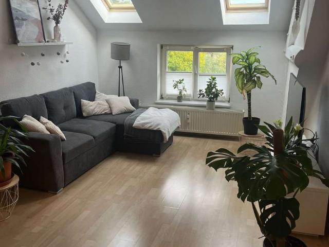Attraktive 2 Zimmer Wohnung mit 58 m² in zentraler Lage – Bismarckstraße 160