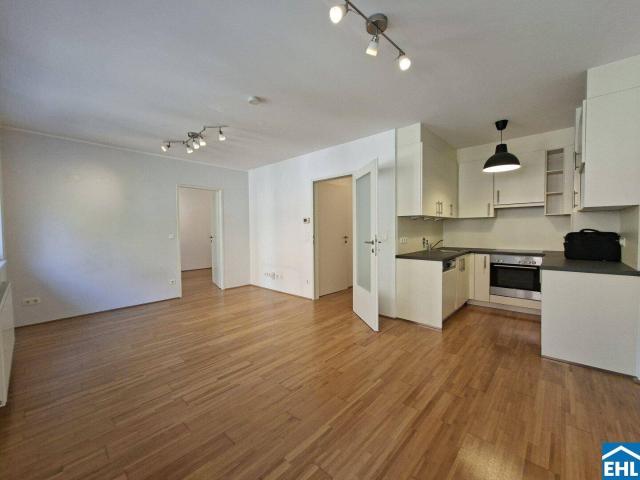 Attraktive 2 Zimmerwohnung in hervorragender Lage bei der U3!