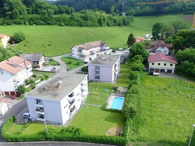 Attraktive 3.5 Zimmerwohnung mit Pool zur Mitbenutzung