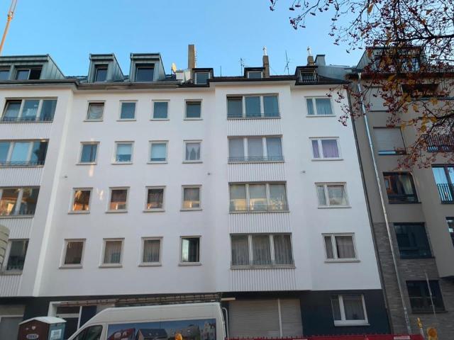 Attraktive 3,5 Zimmer Dachgeschosswohnung in Düsseldorf Flingern