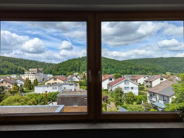 Attraktive 3,5 Zimmer Eigentumswohnung, Garage & EBK Königsbronn