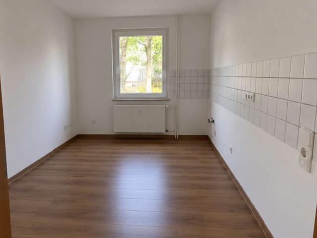 Attraktive 3,5 Zimmer Erdgeschosswohnung