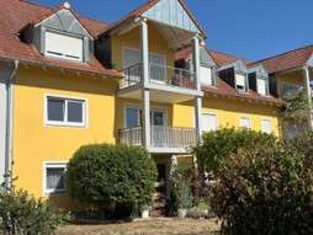 Attraktive 3,5 Zimmer Etagenwohnung mit Balkon in Weil am Rhein Haltingen
