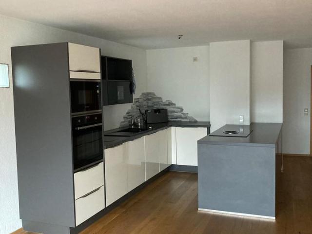 Attraktive 3,5 Zimmer Maisonette Wohnung Alpensicht und EBK