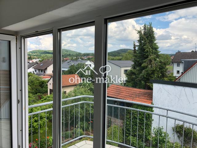 Attraktive 3,5 Zimmer Wohnung in Schweinheim mit TG
