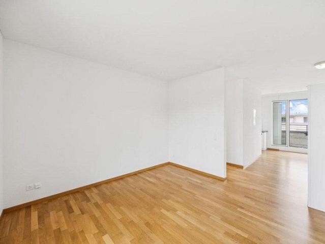 Attraktive 3.5 Zimmer Wohnung mit grosszügigem Balkon in Wittenbach