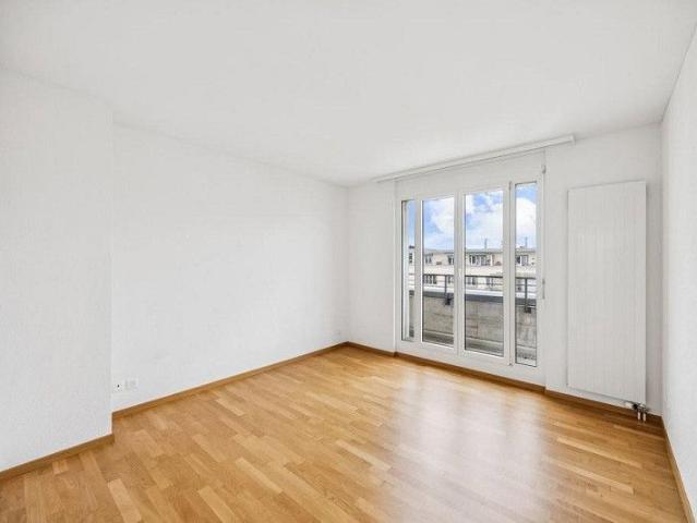 Attraktive 3.5 Zimmer Wohnung mit grosszügigem Balkon in Wittenbach