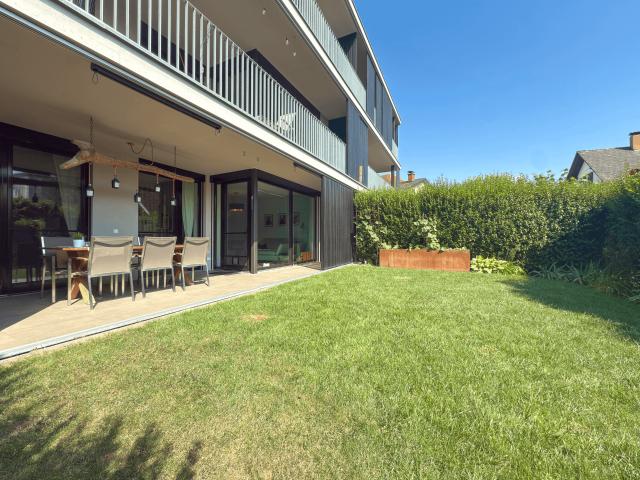 Attraktive 3 Gartenwohnung mit 2 Tiefgaragenplätzen