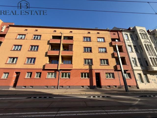 Attraktive 3 Raum Wohnung mit Balkon im Hochparterre