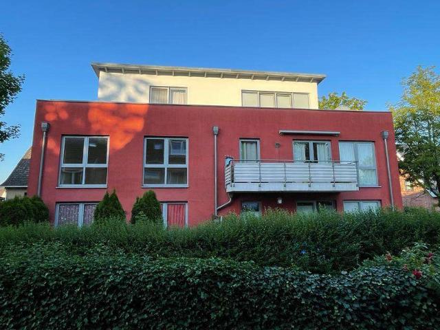 Attraktive 3 Raum Penthouse Wohnung mit Dachterrasse in Buxtehude
