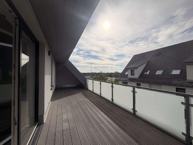 Attraktive 3 Raumwohnung +EBK+ Terrasse