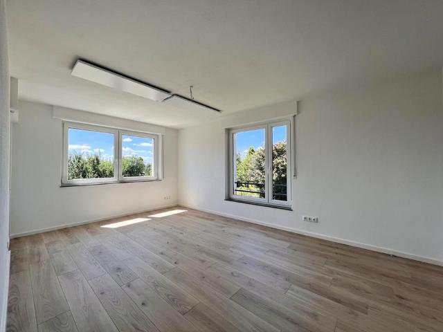 Attraktive 3 Zi Wohnung komplett saniert zu verkaufen