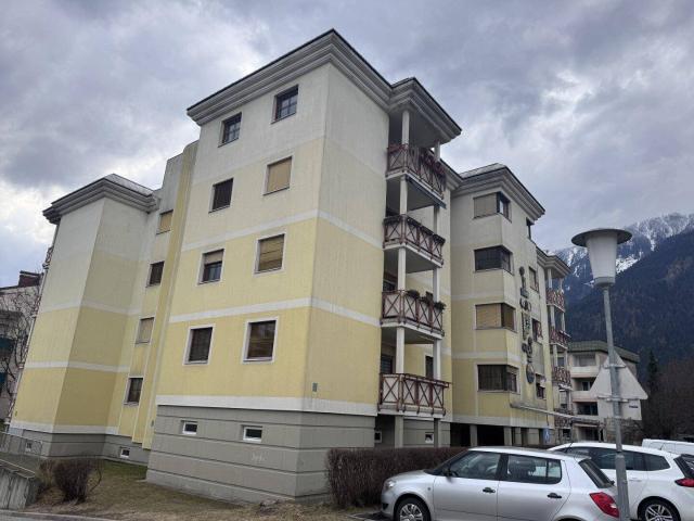 Attraktive 3 Zi Wohnung mit Loggia und Tiefgarage nähe des Zentrums von Spittal an der Drau!
