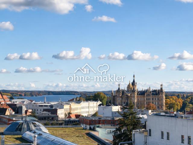 Attraktive 3 Zimmer Maisonette mit Balkon und Schlossblick in zentraler Lage von Schwerin