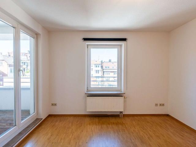 Attraktive 3 Zimmer Maisonette mit Balkon im Stuttgarter Westen