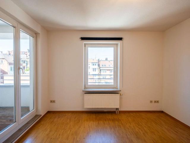 Attraktive 3 Zimmer Maisonette mit Balkon im Stuttgarter Westen