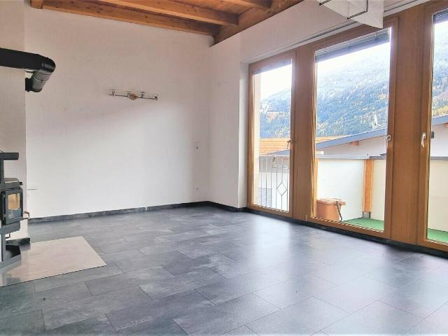 Attraktive 3 Zimmer Dachgeschoßwohnung in Perjen