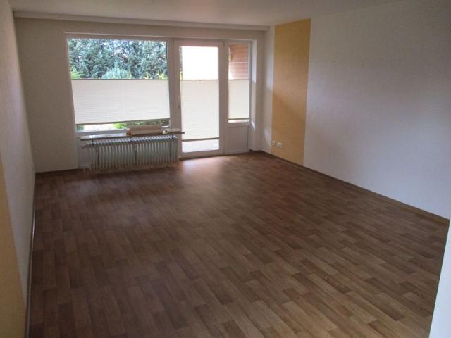 Attraktive 3 Zimmer Erdgeschosswohnung mit überdachter Terrasse in Innenstadtrandlage!