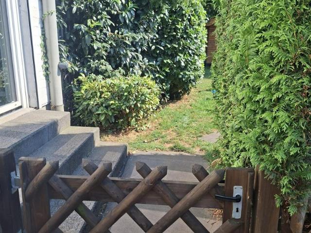 Attraktive 3 Zimmer Loft Wohnung mit Garten in Hilden