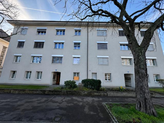 Attraktive 3 Zimmer Wohnung im 1. Obergeschoss an zentraler Lage
