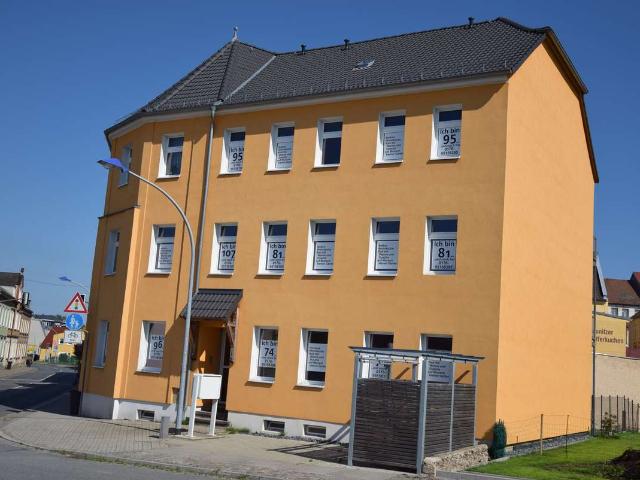 Attraktive 3 Zimmer Wohnung im Erdgeschoß mit Terasse in Pulsnitz