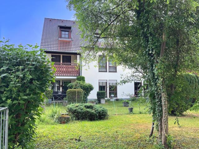 Attraktive 3 Zimmer Wohnung in zentraler und ruhiger Lage